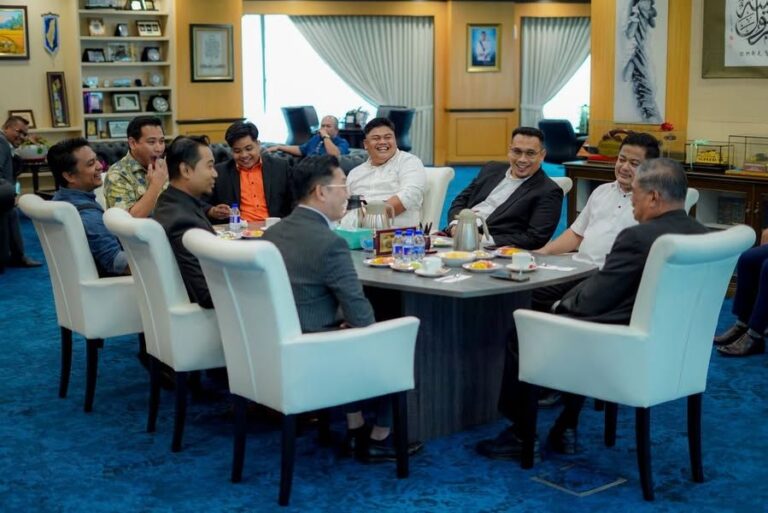 Tindakan 2 menteri PKR letak jawatan beradab, Mat Sabu contoh hidup