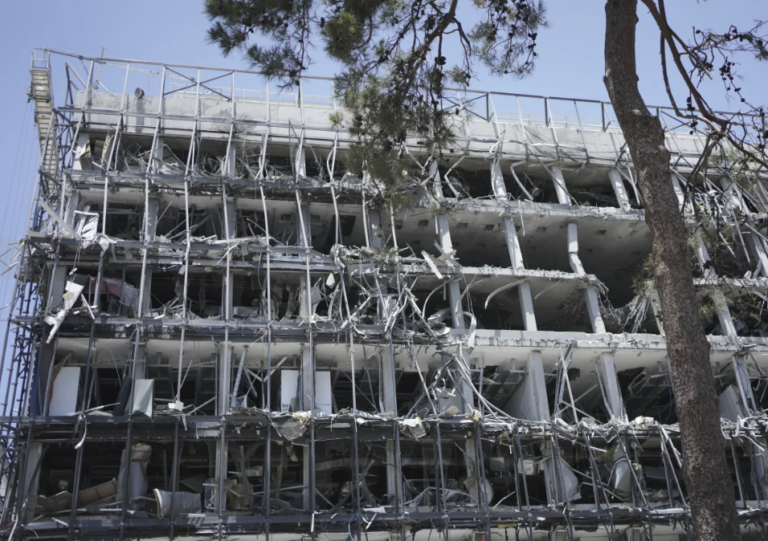 Iran kejutkan dunia berjaya musnahkan “permata mahkota sains Israel”