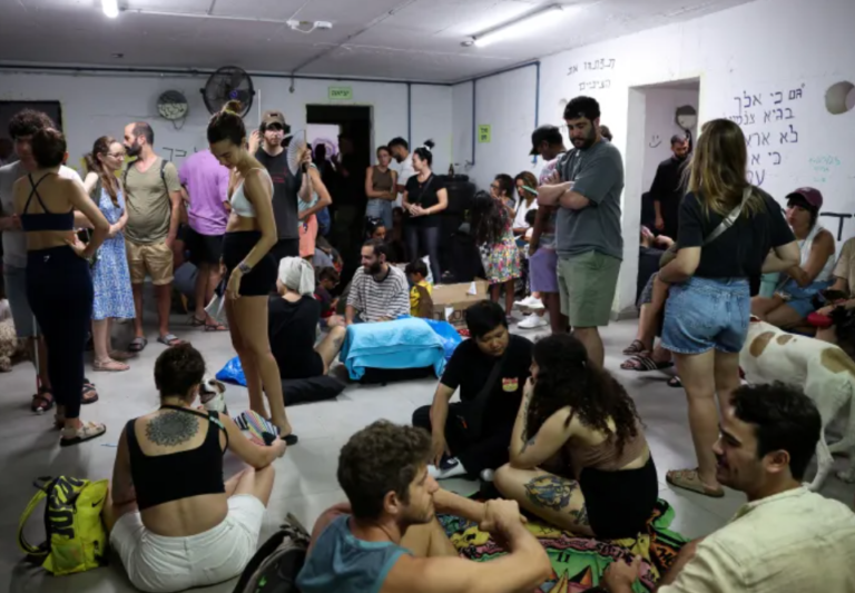 Serangan bertalu-talu di seluruh Tehran, rakyat dan tentera Israel pula gelabah bersembunyi