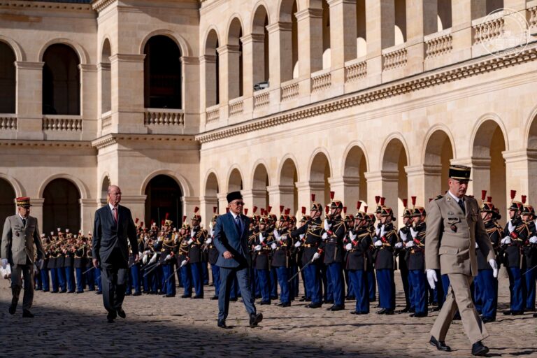 PM Anwar dapat sambutan rasmi penuh istiadat dari kerajaan Perancis