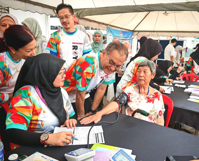 Statistik denggi Malaysia menurun drastik, KKM tegas rakyat jangan leka – Dr. Dzulkefly