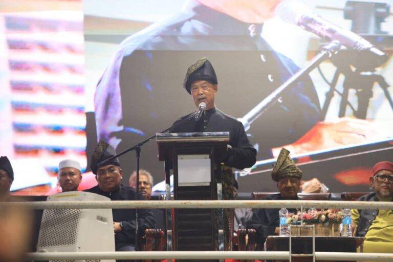 Bayaran penceramah cecah RM100,000, set makanan pula RM20,000 tapi wajib derma