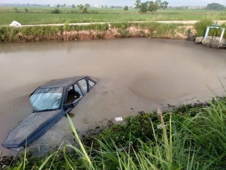 Bila kereta tenggelam masuk sungai atau tasik, ini panduan baik untuk diamalkan
