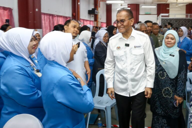 Video : Berita baik untuk petugas kesihatan, lebih 80,000 petugas terkesan sebelum ini