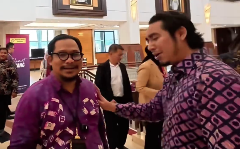 Video : Siapa PM pembangkang hanya boleh dijawab dalam debat dengan MP