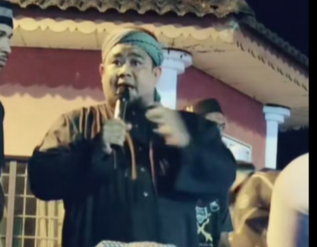 Berserban berteriak tiada ilmu, isu Zara sudah jadi medan politik tabur fitnah