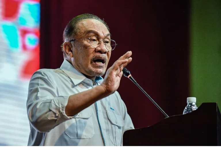 Video : Daripada 25 peratus kerusi Parlimen Sabah dan Sarawak, PM umum kerusi bakal ditambah