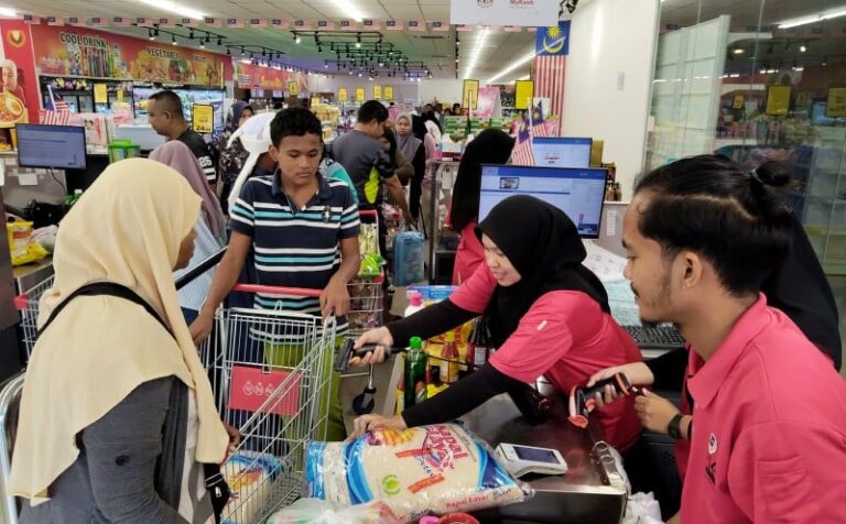 Fitnah Konon Mengayakan Elit, SARA RM100 Sebenarnya Merakyatkan Ekonomi