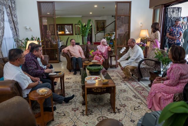 PM, menteri rai semangat perpaduan di rumah Gobind sempena Deepavali