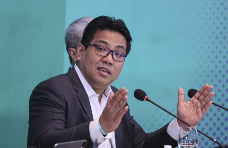 CEO Petronas akhirnya mohon maaf