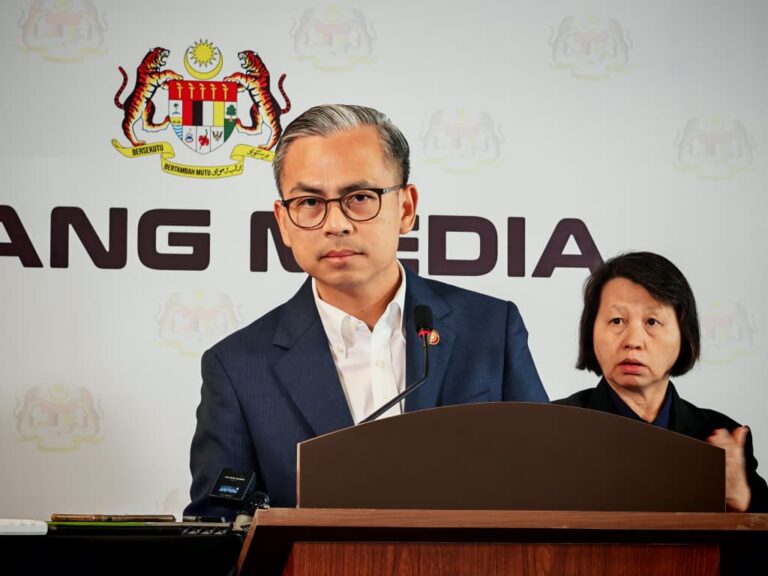 Pendirian kerajaan Madani berhubung kebebasan media