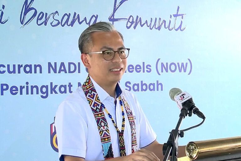 Video : Malaysia bakal wajibkan media sosial laksana had pengguna, lindungi kanak-kanak bawah 13 tahun