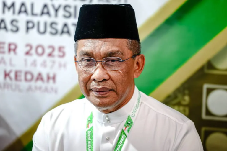 Takiyuddin jawab kritikan Bersatu kenapa Mahiaddin tak dijemput ke mesyuarat
