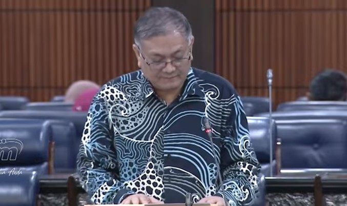 Only 5.5% in the police force are non-Bumiputera