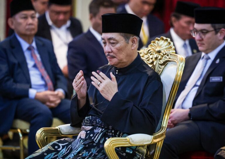 Strategi Anwar–Hajiji menjadi: Warisan dan PN melopong, Kerajaan Perpaduan Sabah kekal utuh