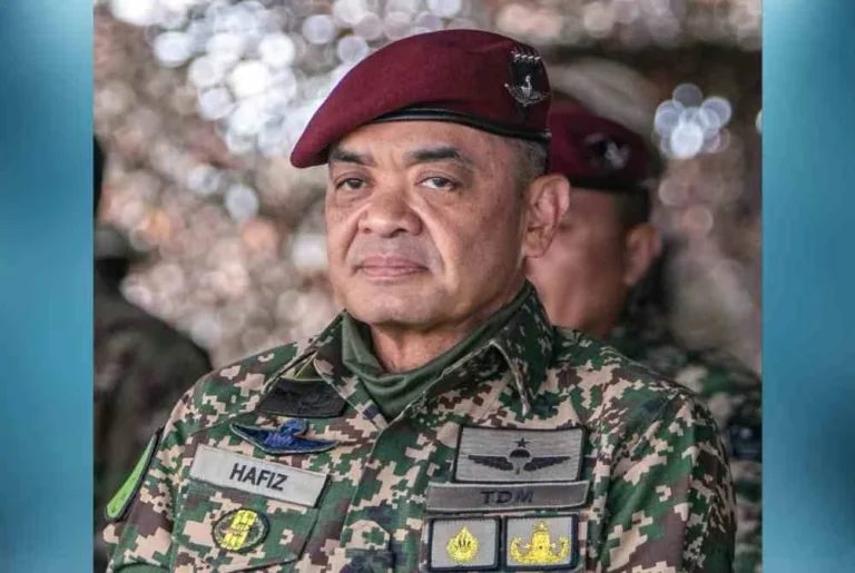 Bekas Panglima Tentera Darat mengaku tak bersalah terima rasuah RM2.12 juta