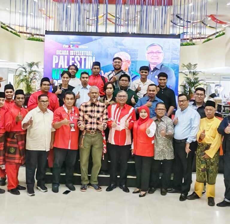 “Semua parti Melayu berhujah dengan al- Quran sama, hadis sama, tapi tujuannya untuk menangkan ideologi sendiri” -ZRA