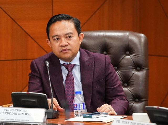 Mahiaddin punca kesatuan Bersatu – Pas pecah belah, dakwa Wan Saiful