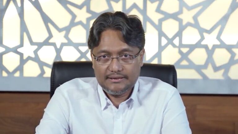 Desakan MP Pas punca Mahiaddin letak jawatan, siapa dia ya