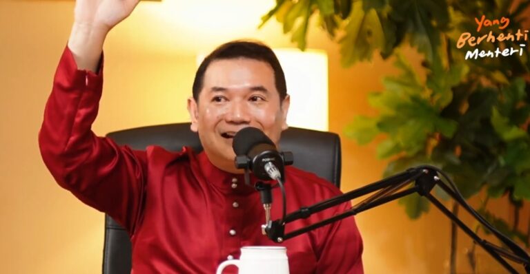 Mahiaddin letak jawatan, serangan taktikal Bersatu