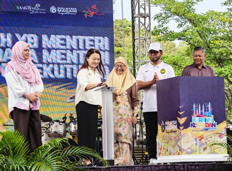 “Kerajaan Tidak Jauh” – Hannah Yeoh tegaskan perkhidmatan sampai terus kepada rakyat