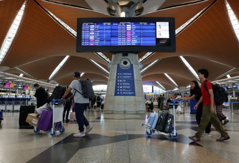 Ringgit melonjak beri kelegaan pelajar Malaysia di luar negara