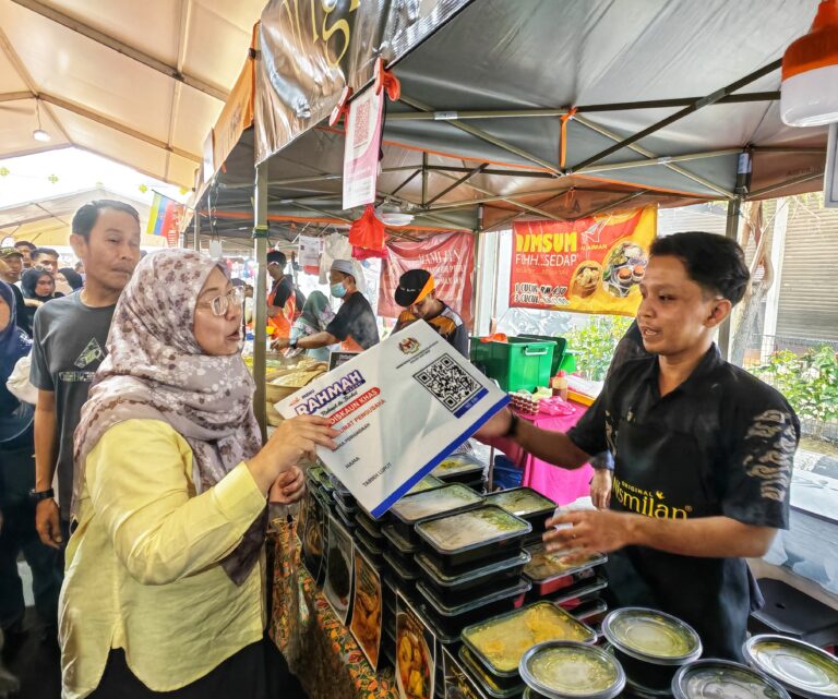 Juadah RAHMAH RM5 dan insentif e-Dompet RM20 tarik pengunjung di empat lokasi BRR Kuala Lumpur