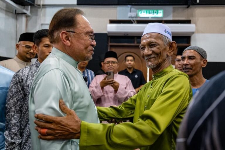 Tahan kenaikan harga minyak demi lindungi rakyat, kata PM Anwar