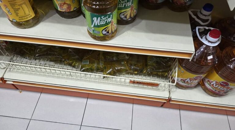 Apa ni PMX, Mat Sabu, bekalan cukup je!!!