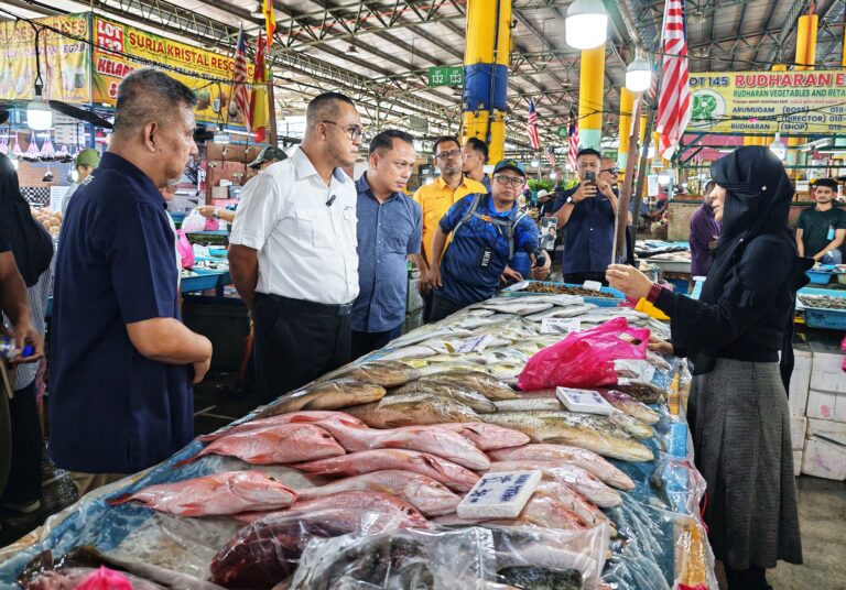 Stok makanan mencukupi di Pasar Borong Selangor, rakyat diminta tidak panik