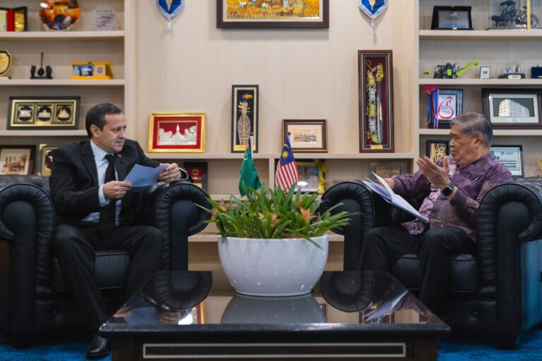 Mat Sabu jumpa duta Turkmenistan, sasar kerjasama pertanian pintar