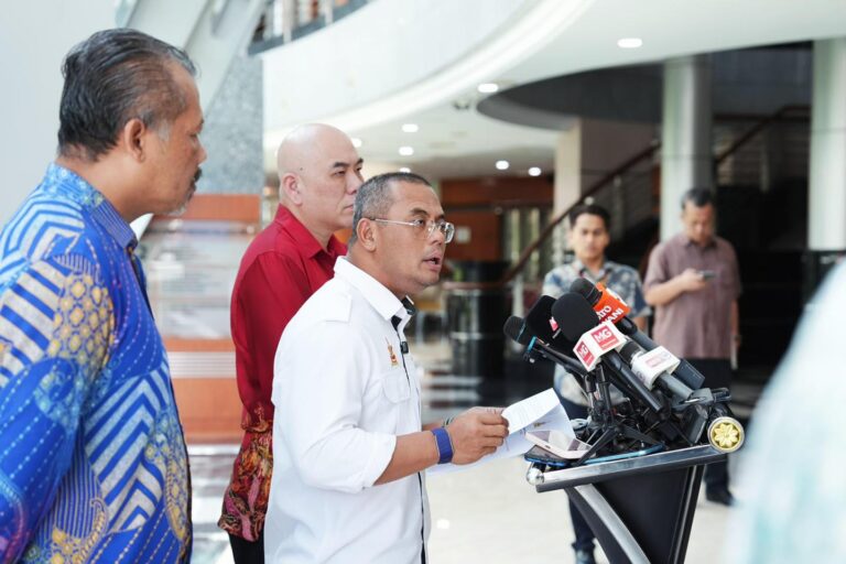 Betul ke semua sekolah di Selangor dapat sarapan percuma?