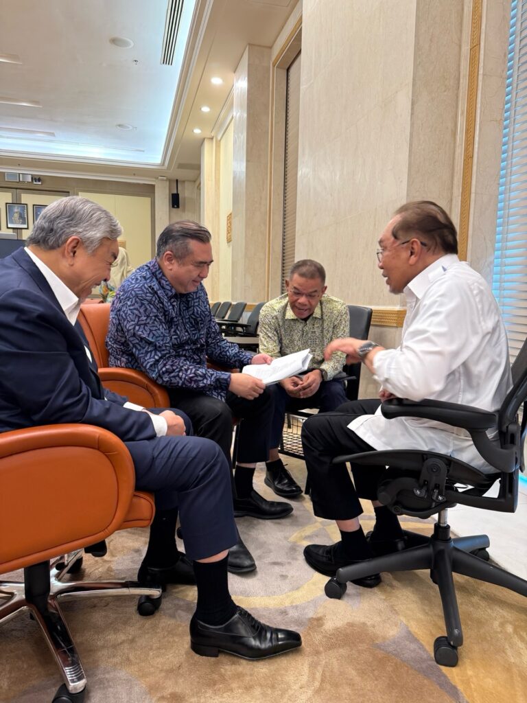 Zahid turun jumpa Adun BN Negeri Sembilan