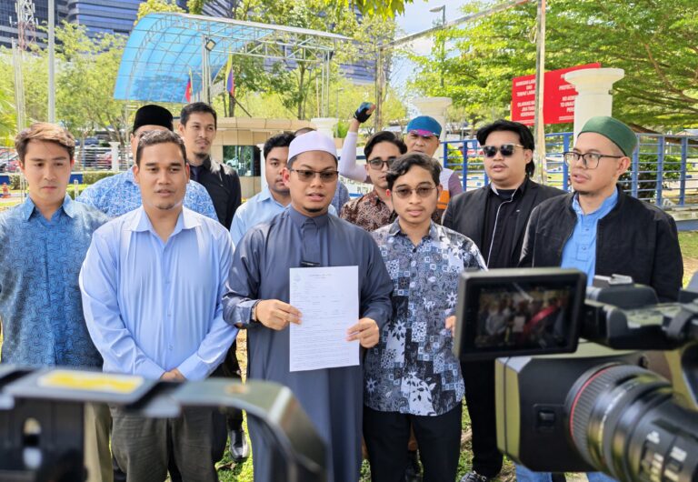 Kenyataan Nik Zawawi cetus kemarahan, NGO Islam ancam himpunan pertahan sahabat Nabi
