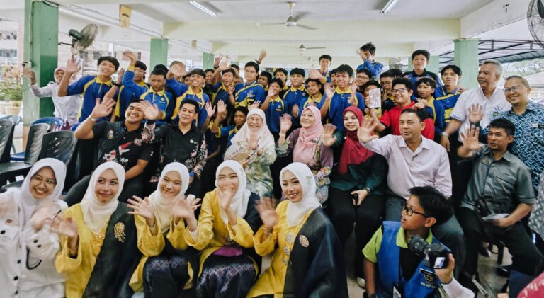 Belia perlu berani hadapi cabaran digital, elak terpedaya scammer — Wan Azizah