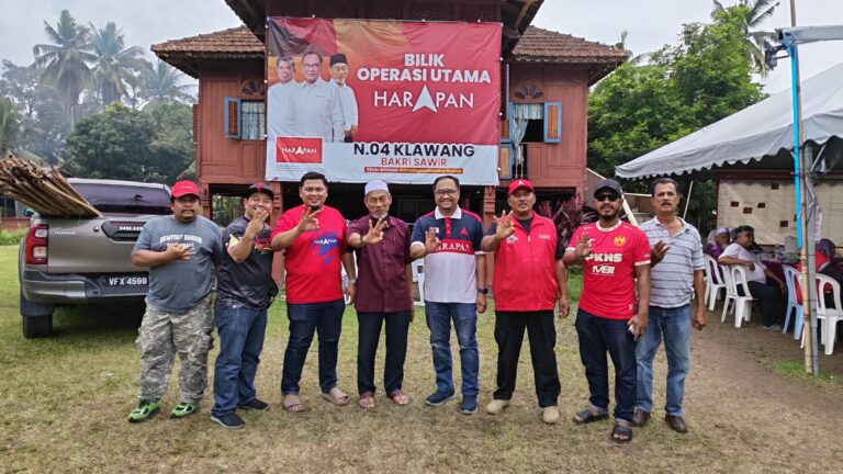 Pengundi perlu nilai prestasi kerajaan, bukan sentimen politik -Azli Yusof