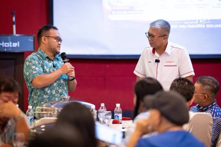 Zafrul: Jalex Lee faham cabaran industri, baik untuk anak muda Dun Pemanis