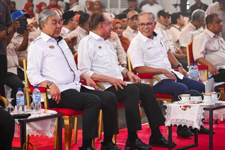 “Kalau semua MB macam Pahang…” Mesej PMX cetus perhatian? 