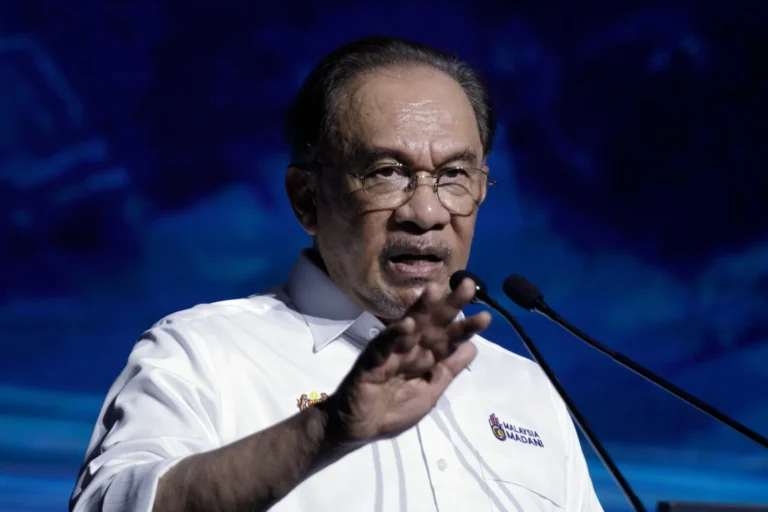 Video : Tak salah, pertahankan; salah, dakwa – PMX letak isu RCI TH atas meja undang-undang, Parlimen
