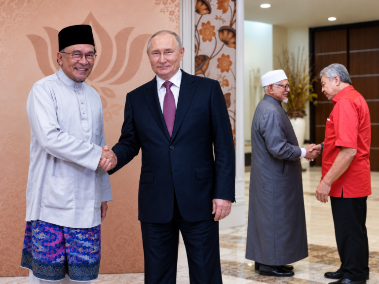 ‘Guru jumpa Putin, murid jumpa pemimpin Rusila’, gaya diplomasi PMX cetus usikan netizen