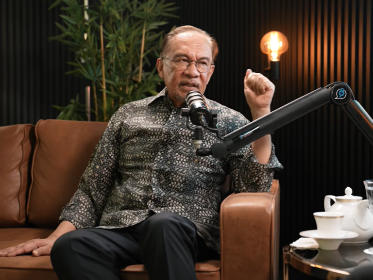 PM mesyuarat nak turunkan beban bil elektrik, MMK Negeri Sembilan putus proklamasi turunkan raja