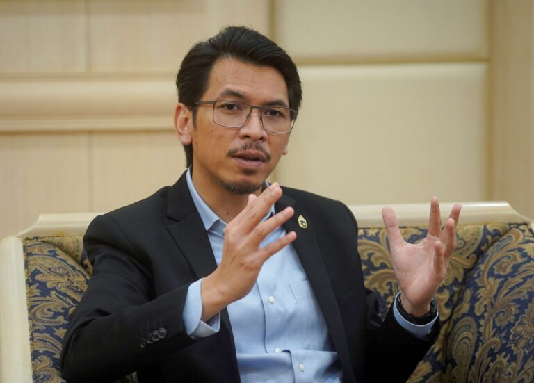 ‘Kalau saya tak faham, KSP pun tak faham asas kewangan kerajaan ke?’ – Kamil bidas Akmal