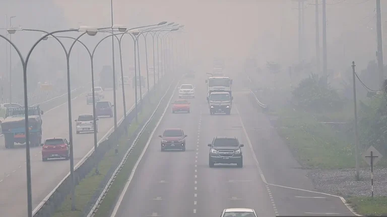 Darurat Jerebu di Serian: Jas terus tingkatkan pemantauan ke tahap tertinggi