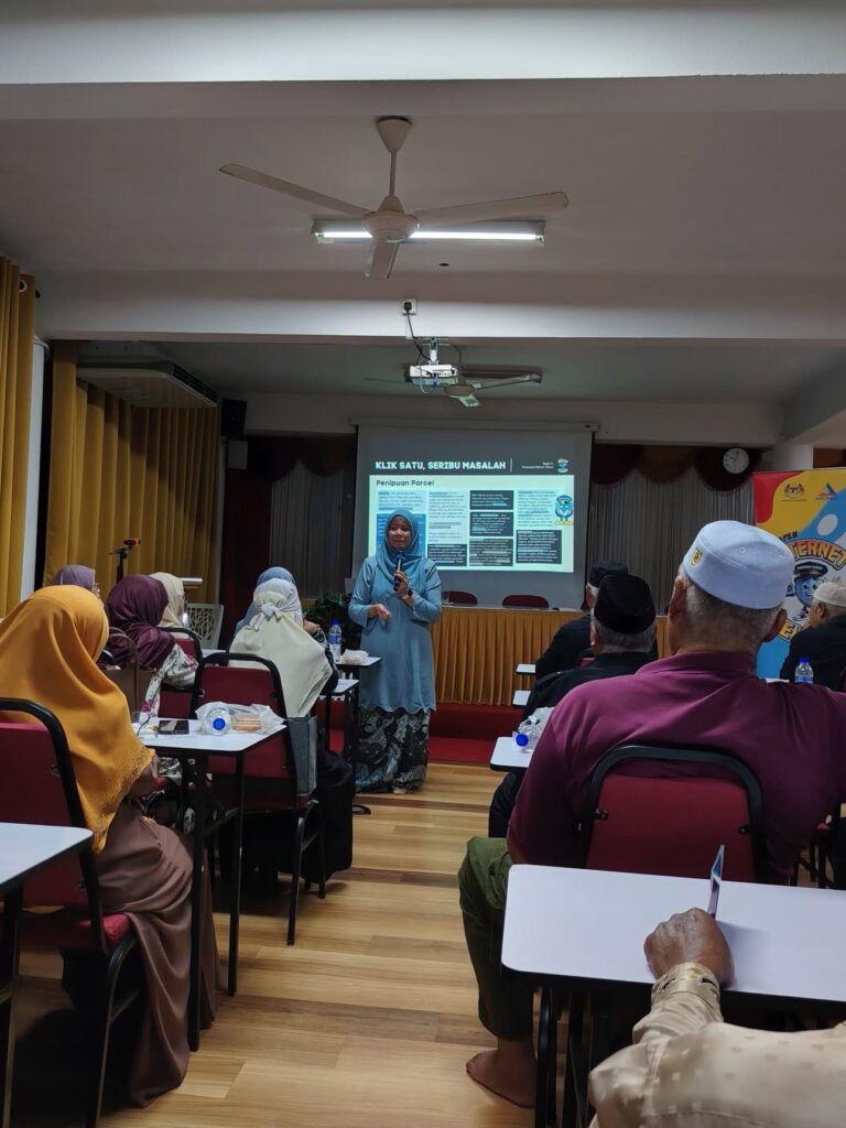 Kempen Internet Selamat dekati peserta veteran di Kelantan, tingkat kesedaran ancaman scam