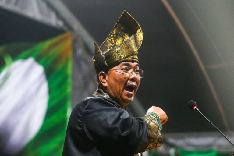 Video : Cakap pasal judi memang lantang, tapi rekod 22 kali zaman Pas-PN macam mana?