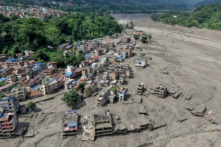 Akhirnya seorang daripada 55 rakyat Malaysia terkandas banjir di Nepal disahkan selamat