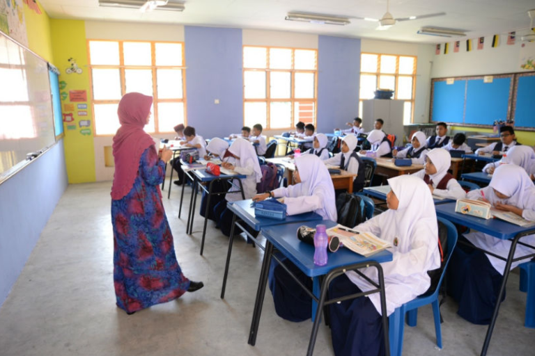 RENCANA | Salahkan PMX, salahkan menteri, adakah selesai masalah buli?
