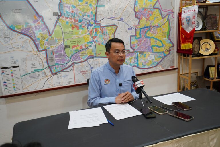 Lee Chean Chung lepaskan kerusi Parlimen Petaling Jaya
