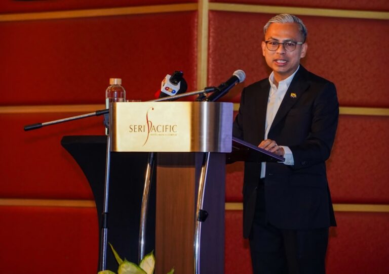 Video : Rancangan Malaysia Ke-13: Laporan, pandangan Ahli Akademik dibawa ke Kabinet – FAHMI