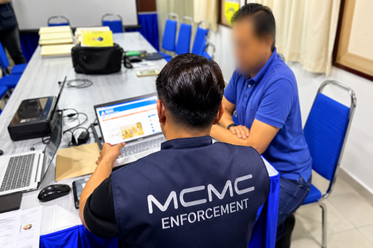 MCMC siasat hantaran Threads didakwa hina institusi diraja Negeri Sembilan